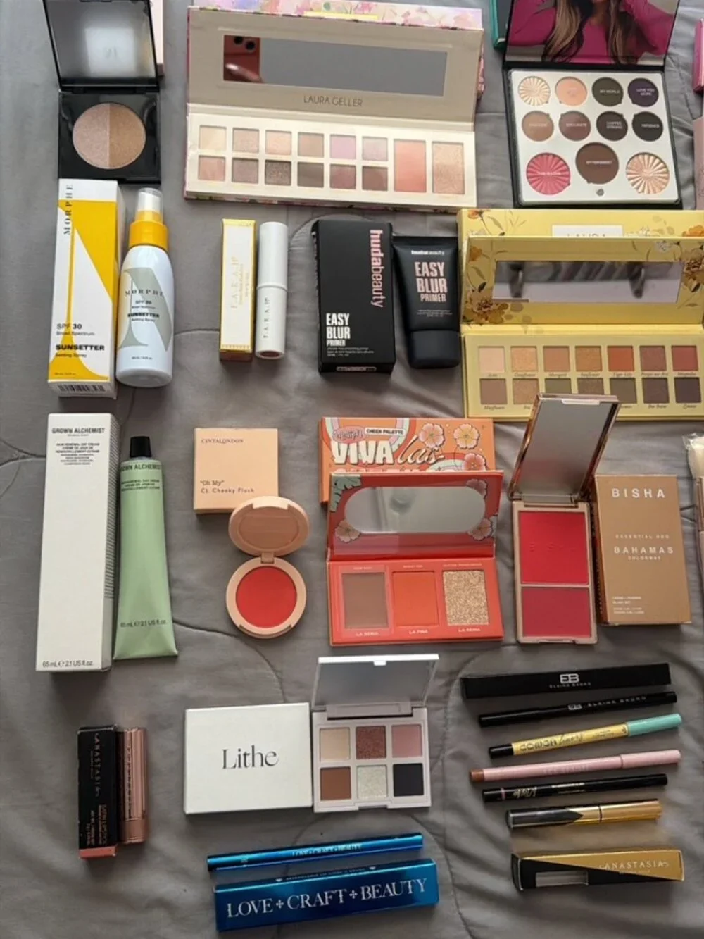Make-Up Bundle!!! - Picture 2 of 5